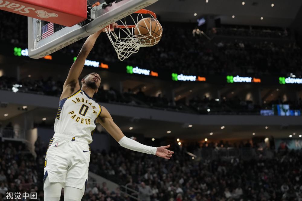 出他的反应 出他的反应