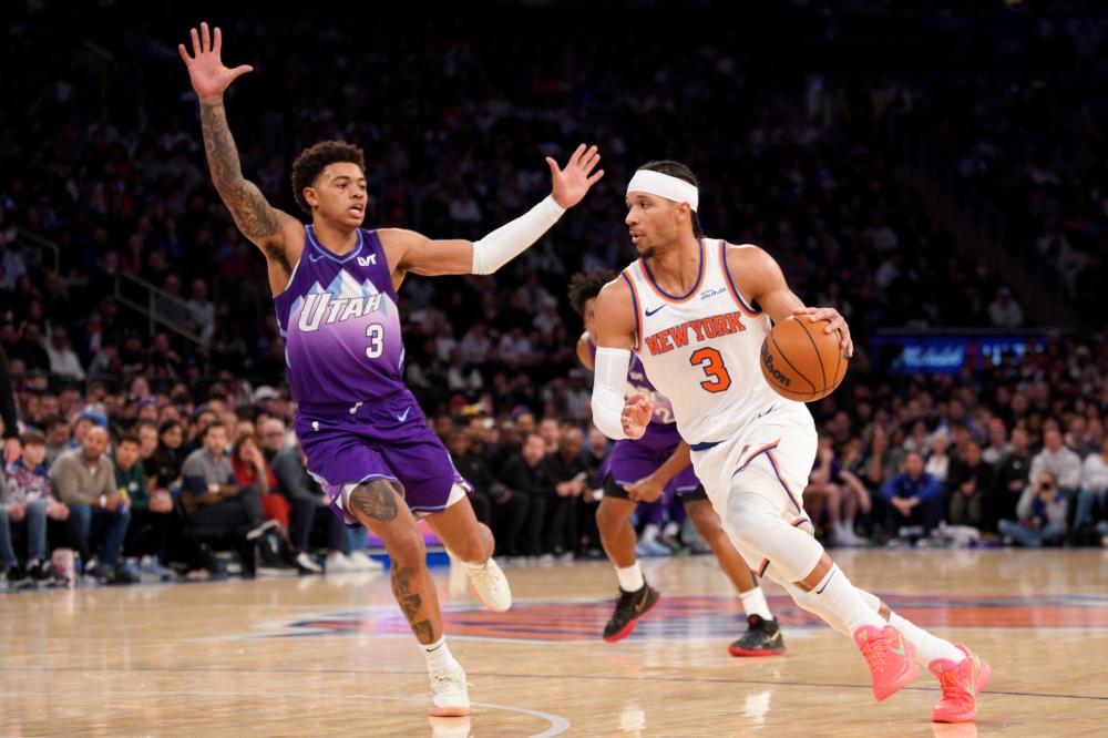 与琼斯组成 与琼斯组成